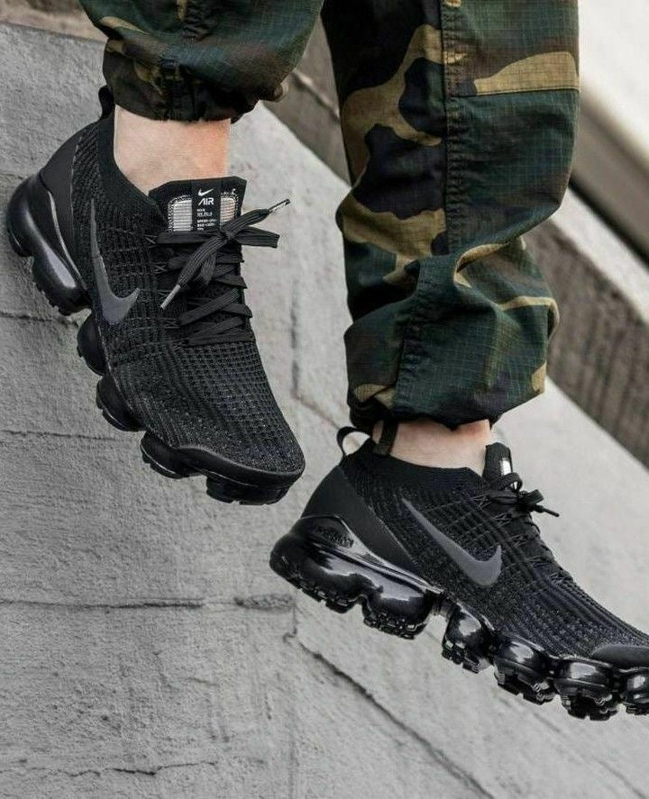 Nike Vapormax Flyknit 3 "Triple Black"