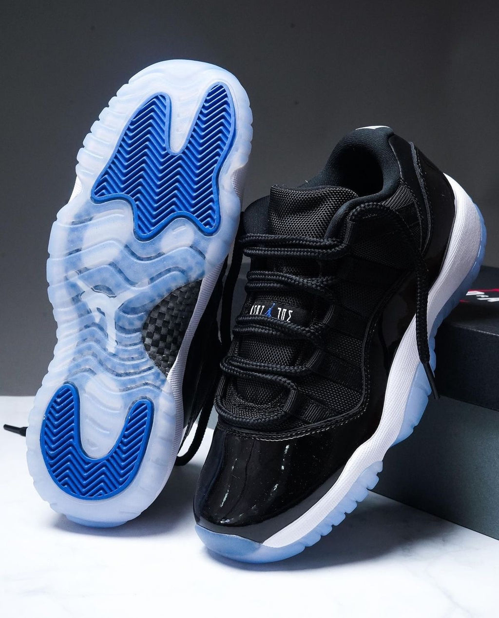 “🌌 Straight outta outer space 👽✨ Jordan 11 Space Jam landin’