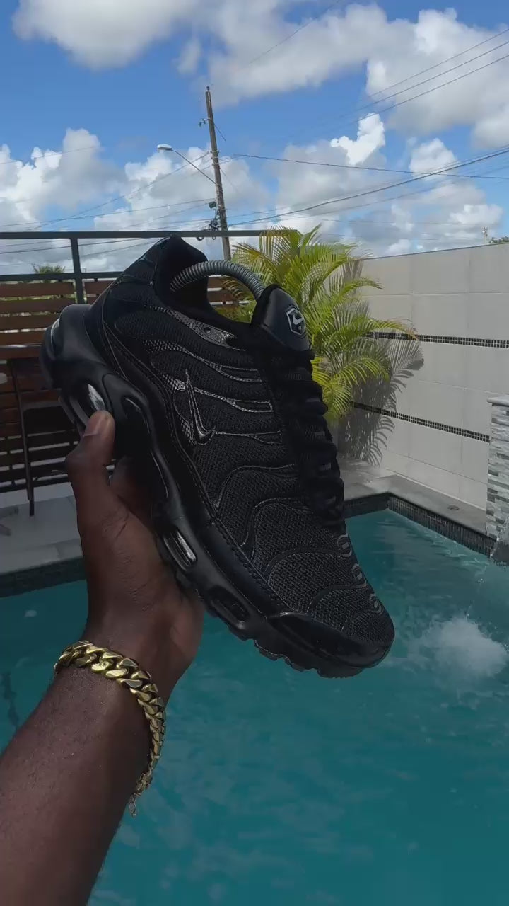 Nike Airmax Triple Black ( New Model )